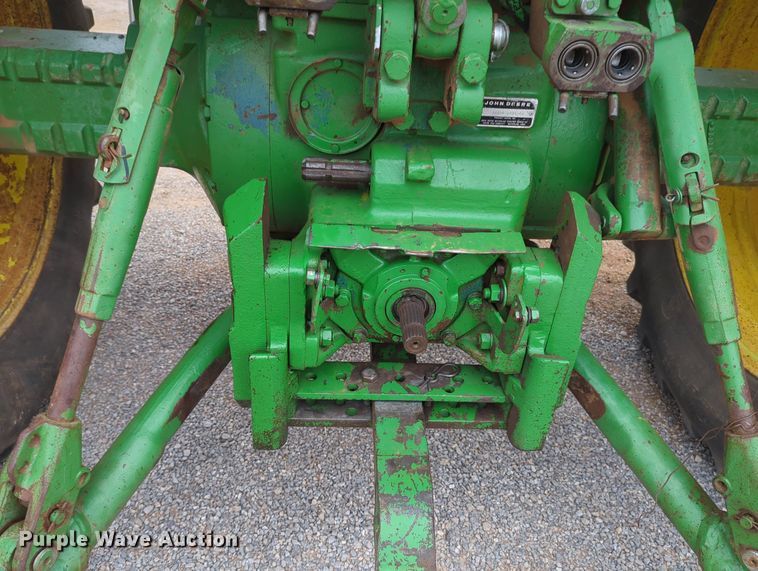 image for item OL9101 1981 John Deere 4440  tractor