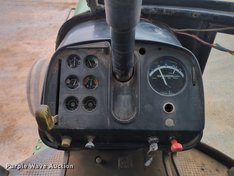 image for item OL9101 1981 John Deere 4440  tractor