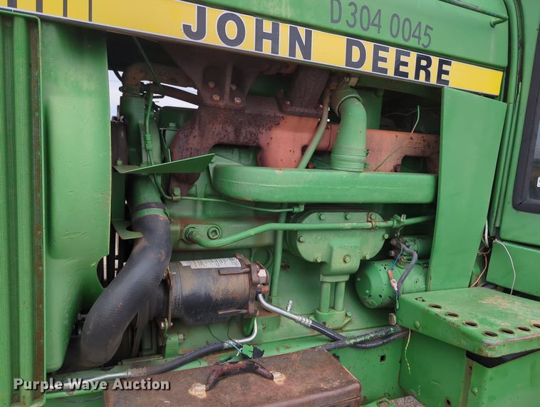 image for item OL9101 1981 John Deere 4440  tractor