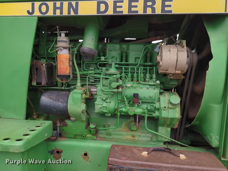 image for item OL9101 1981 John Deere 4440  tractor