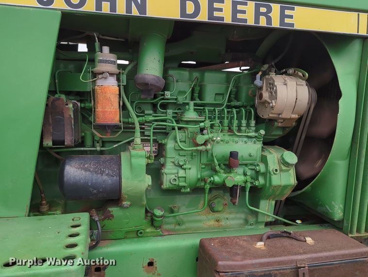 image for item OL9101 1981 John Deere 4440  tractor