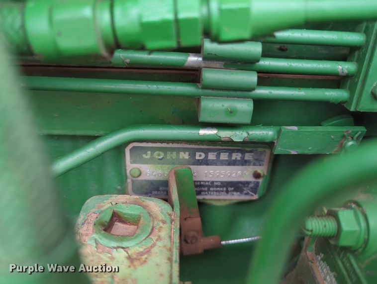 image for item OL9101 1981 John Deere 4440  tractor