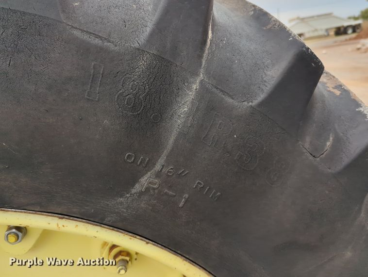 image for item OL9101 1981 John Deere 4440  tractor