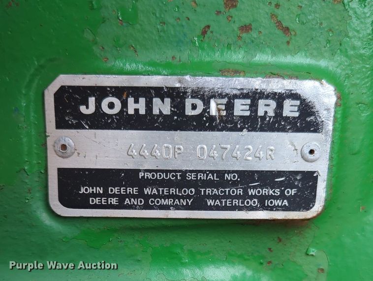 image for item OL9101 1981 John Deere 4440  tractor