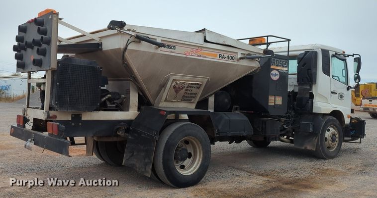 image for item OL9102 2011 UD Nissan 3300  pothole patcher truck