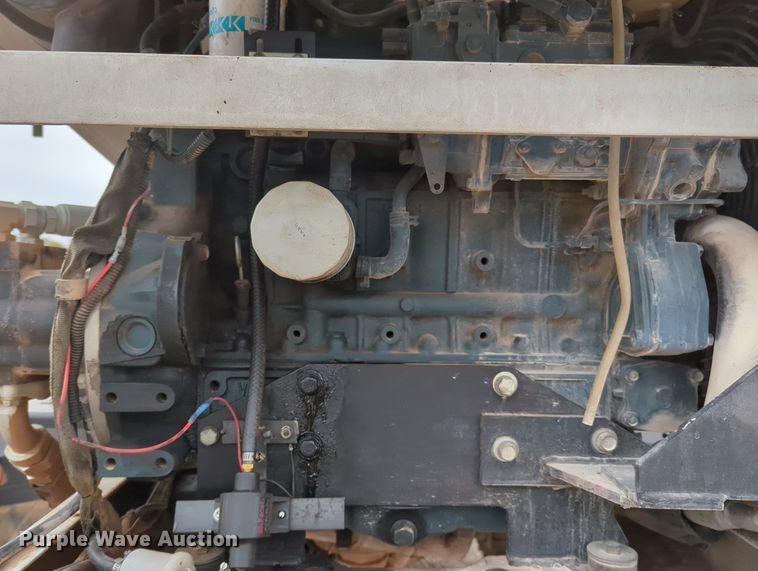 image for item OL9102 2011 UD Nissan 3300  pothole patcher truck