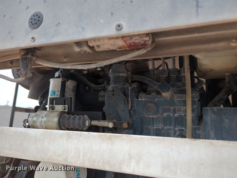 image for item OL9102 2011 UD Nissan 3300  pothole patcher truck