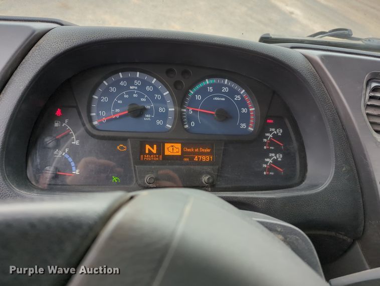 image for item OL9102 2011 UD Nissan 3300  pothole patcher truck