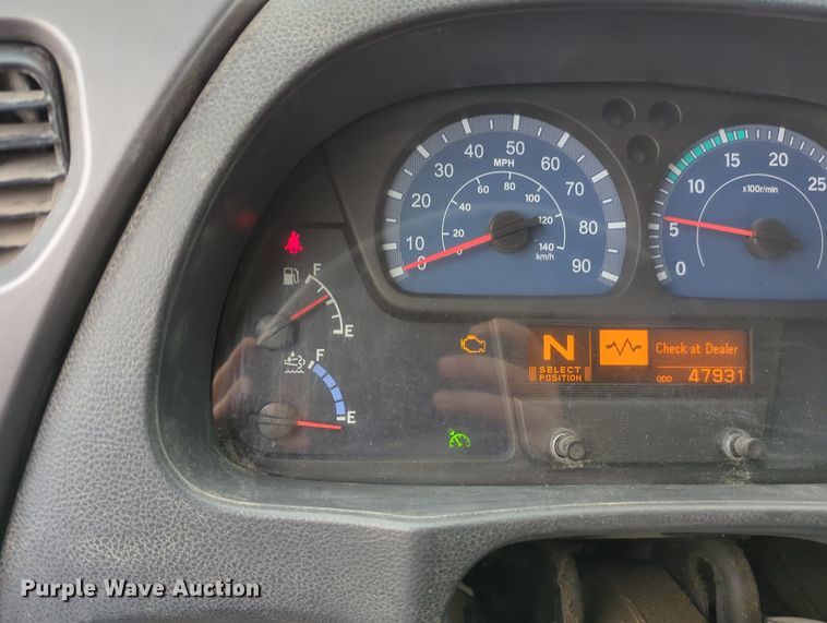 image for item OL9102 2011 UD Nissan 3300  pothole patcher truck