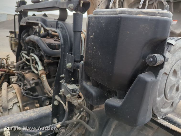 image for item OL9102 2011 UD Nissan 3300  pothole patcher truck