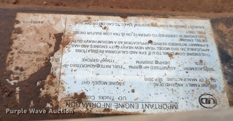 image for item OL9102 2011 UD Nissan 3300  pothole patcher truck