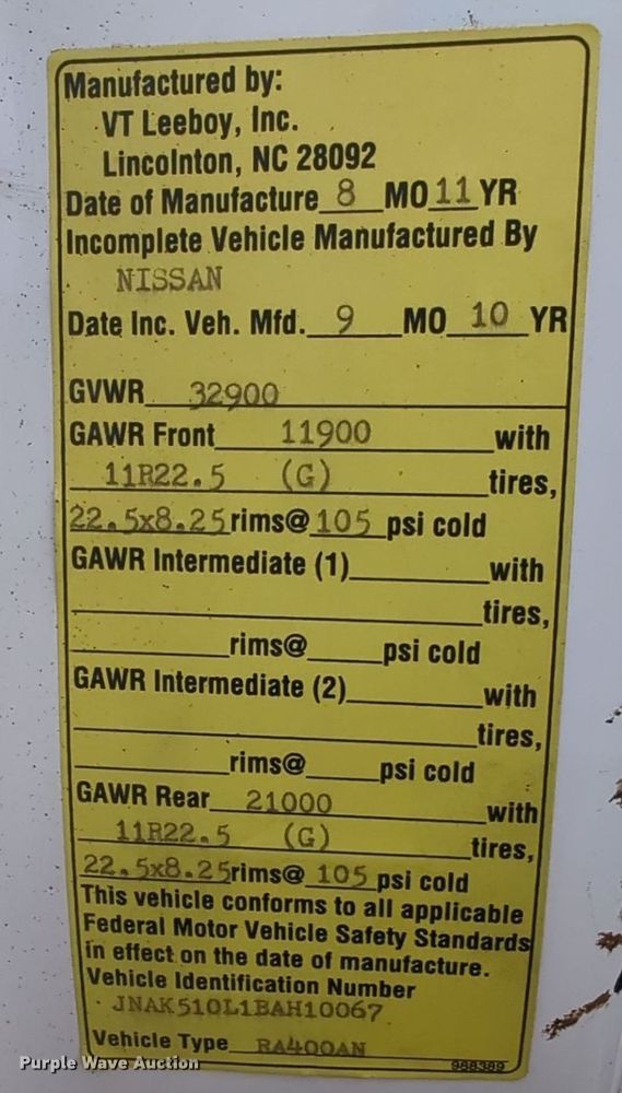 image for item OL9102 2011 UD Nissan 3300  pothole patcher truck