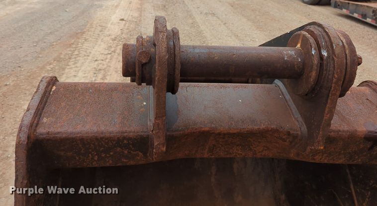 image for item OL9103 Esco 210/225 X2-LX-SA  excavator bucket