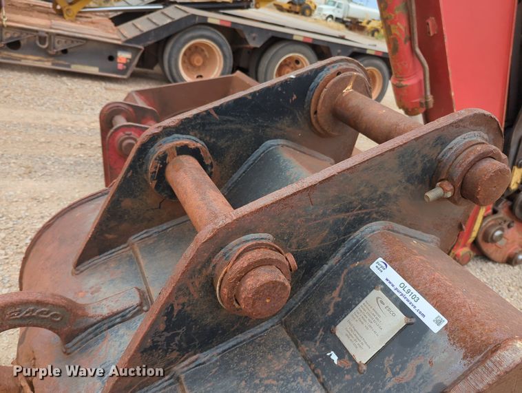 image for item OL9103 Esco 210/225 X2-LX-SA  excavator bucket