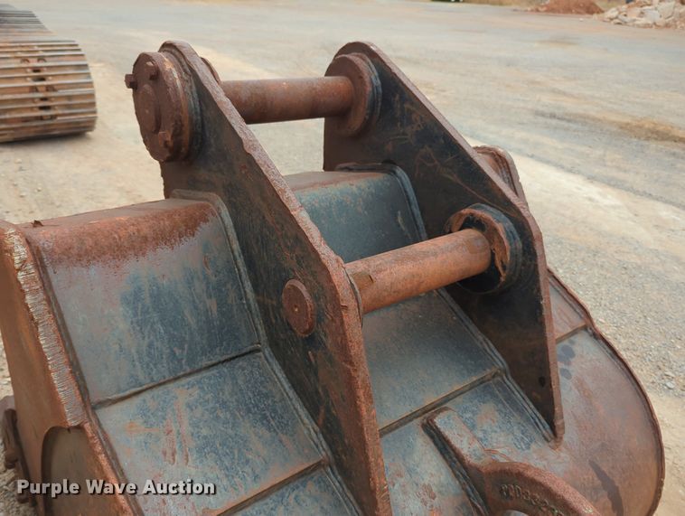 image for item OL9103 Esco 210/225 X2-LX-SA  excavator bucket