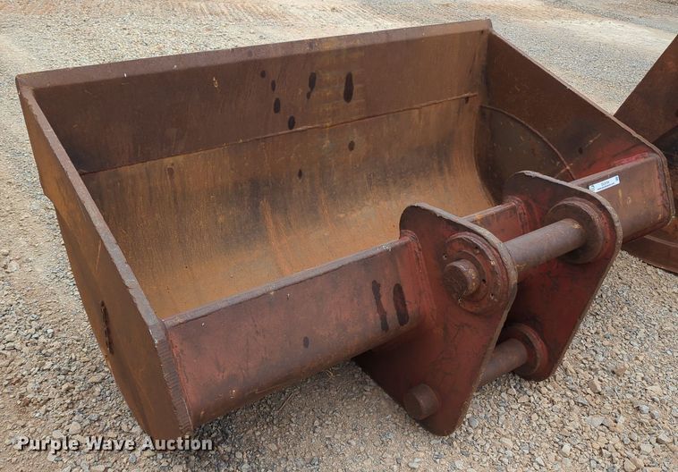 image for item OL9104 Esco  excavator bucket