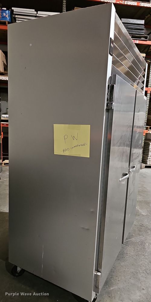 image for item OL9355 Traulsen G20010  refrigerator