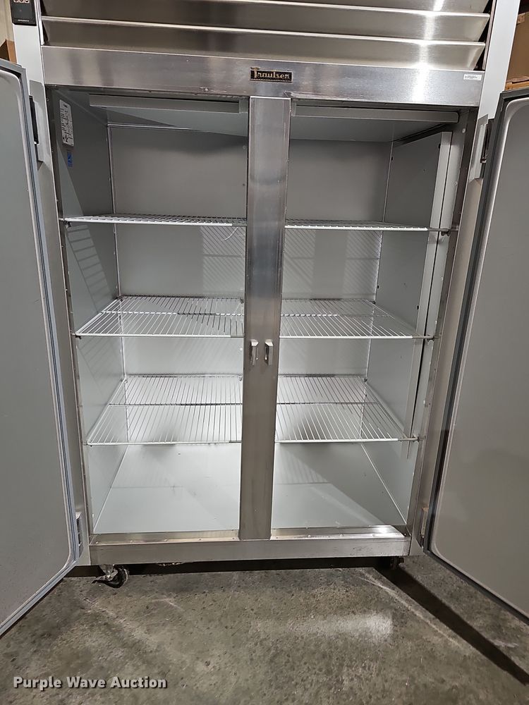 image for item OL9355 Traulsen G20010  refrigerator