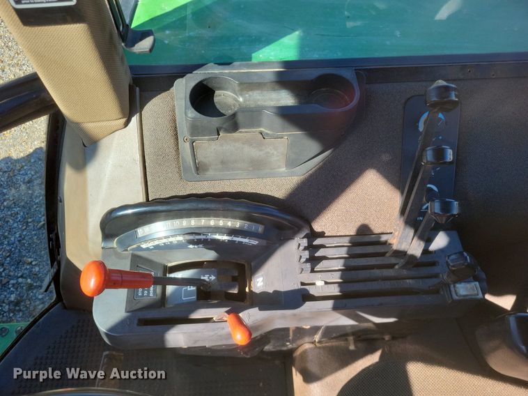 image for item DK1165 1990 John Deere 4955  MFWD tractor