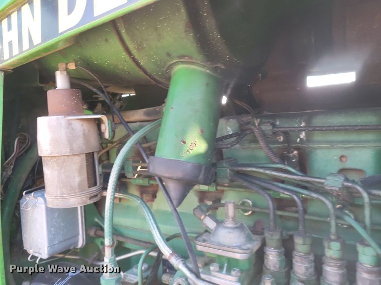 image for item DK1165 1990 John Deere 4955  MFWD tractor
