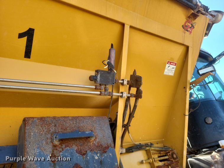 image for item DK1168 AGCO RoGator  spreader