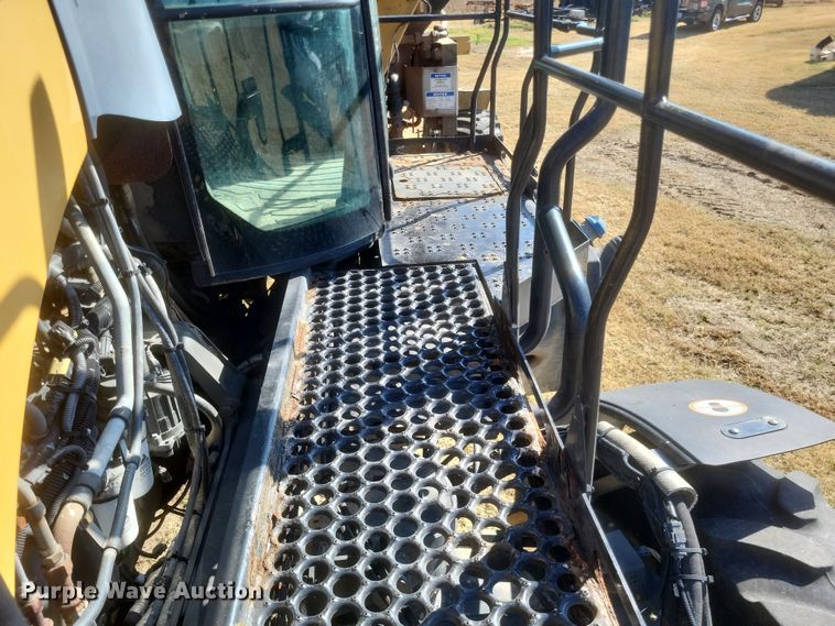 image for item DK1168 AGCO RoGator  spreader