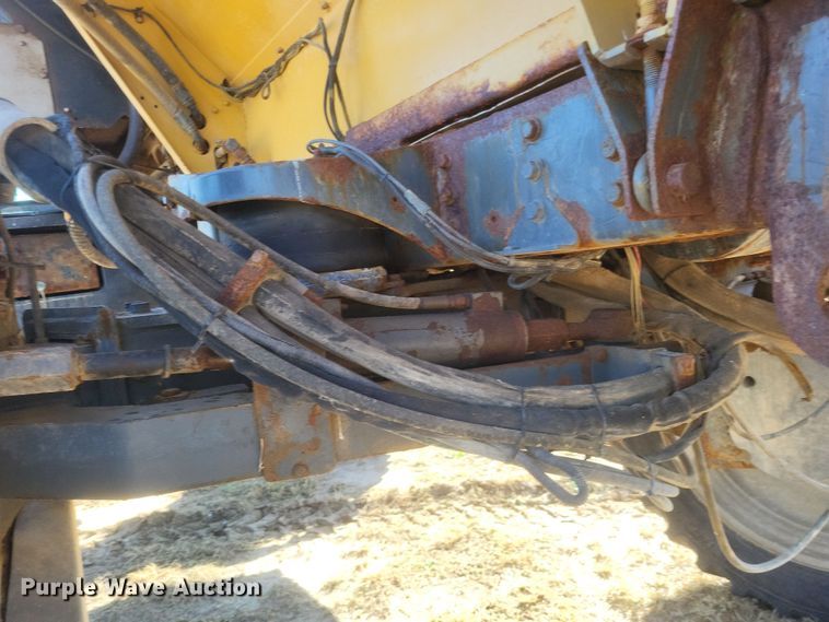 image for item DK1168 AGCO RoGator  spreader