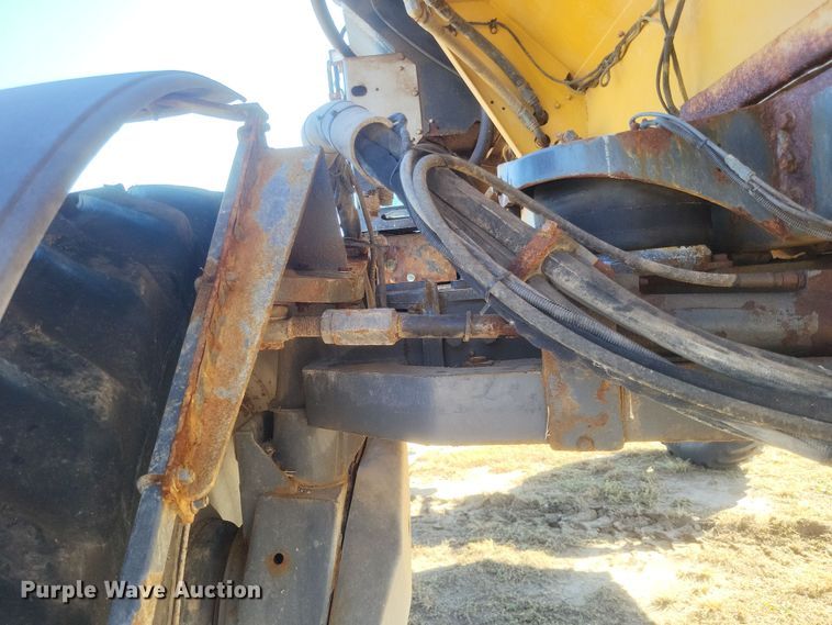 image for item DK1168 AGCO RoGator  spreader