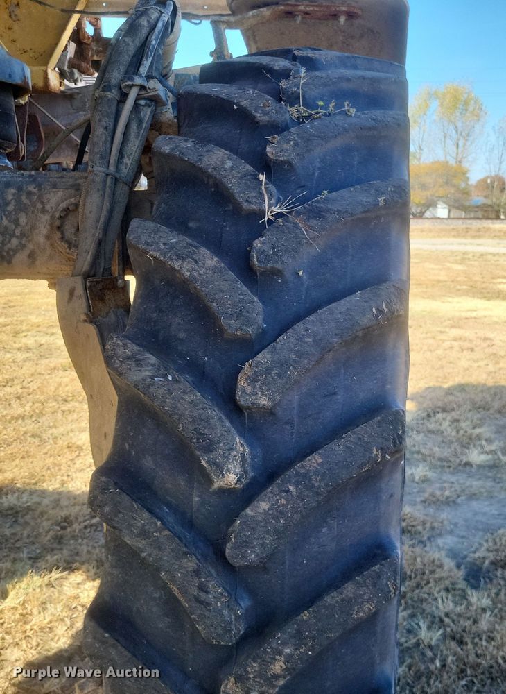 image for item DK1168 AGCO RoGator  spreader