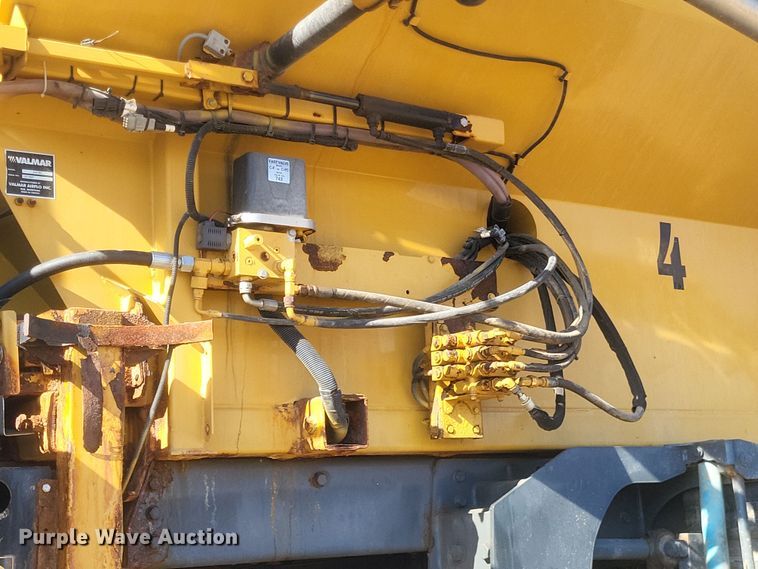 image for item DK1169 RoGator RG1300B  sprayer