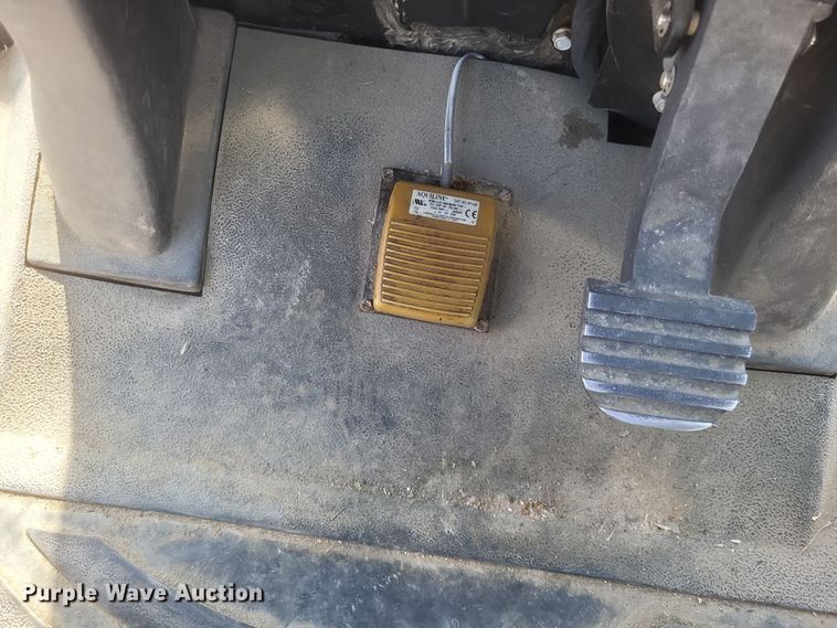 image for item DK1169 RoGator RG1300B  sprayer