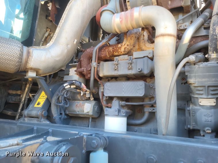 image for item DK1169 RoGator RG1300B  sprayer