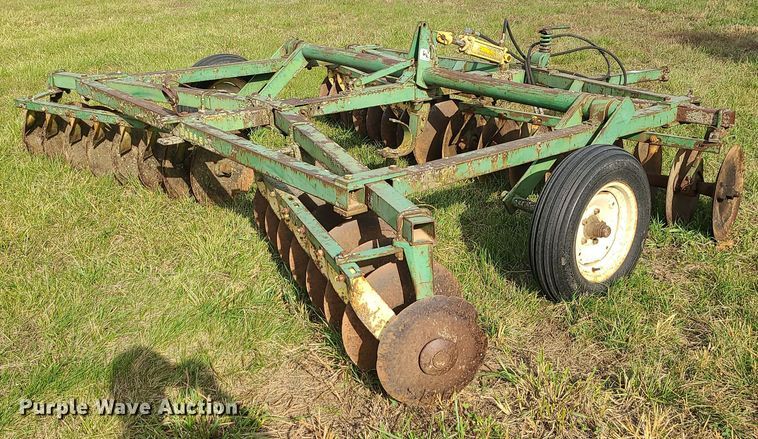 image for item DK4128 John Deere  tandem disk