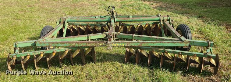 image for item DK4128 John Deere  tandem disk