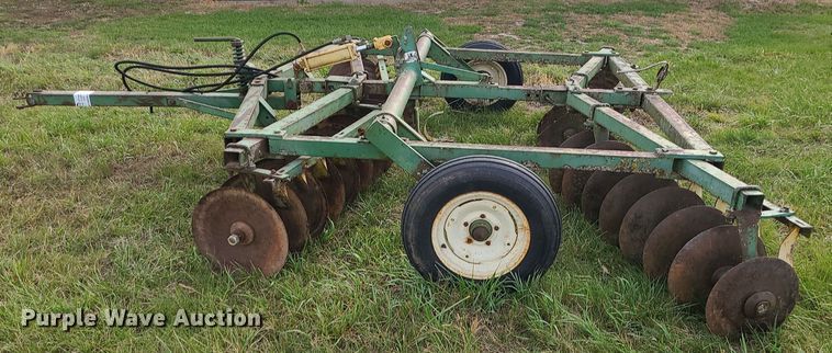 image for item DK4128 John Deere  tandem disk