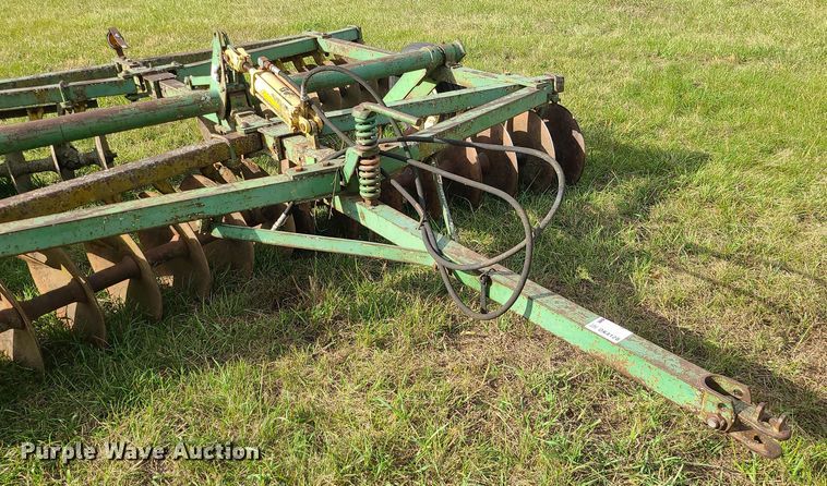 image for item DK4128 John Deere  tandem disk