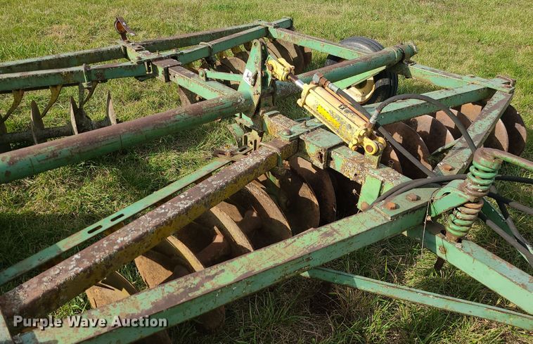 image for item DK4128 John Deere  tandem disk