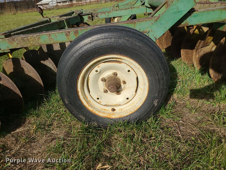 image for item DK4128 John Deere  tandem disk