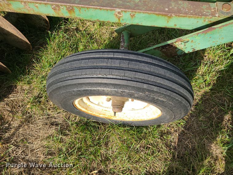 image for item DK4128 John Deere  tandem disk