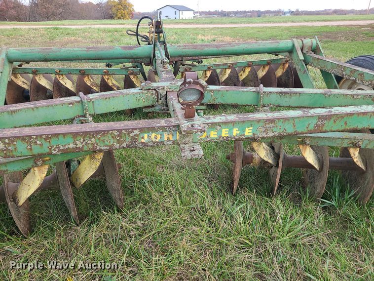 image for item DK4128 John Deere  tandem disk