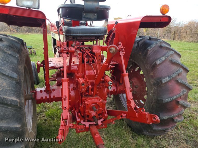 image for item DK4130 International Farmall 966  tractor