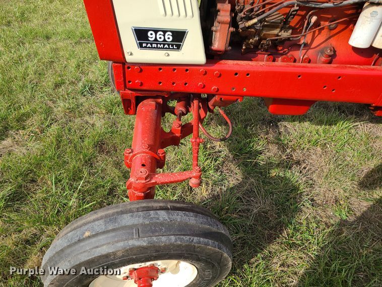 image for item DK4130 International Farmall 966  tractor
