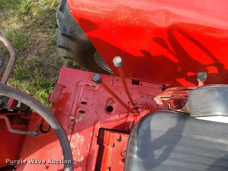 image for item DK4130 International Farmall 966  tractor