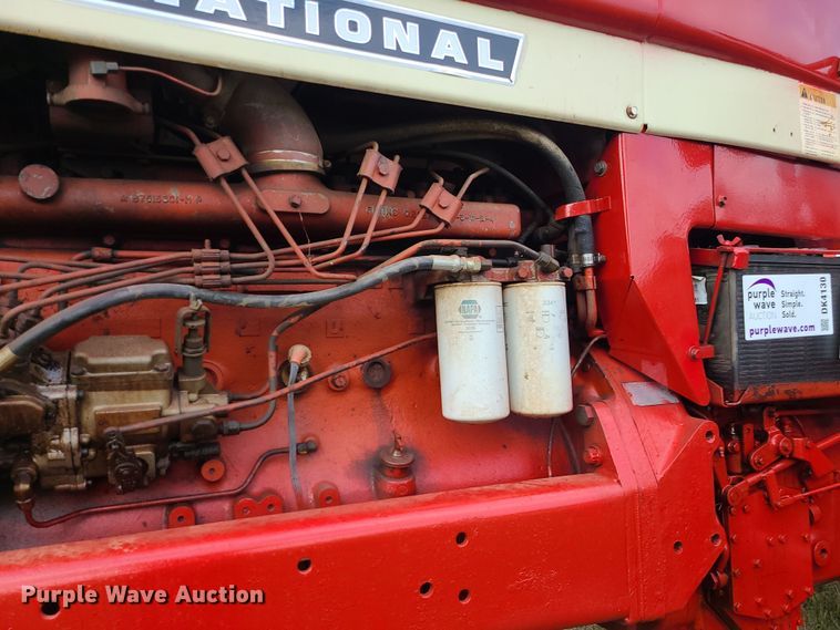 image for item DK4130 International Farmall 966  tractor