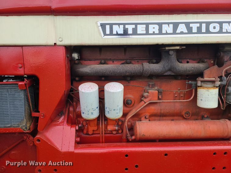 image for item DK4130 International Farmall 966  tractor