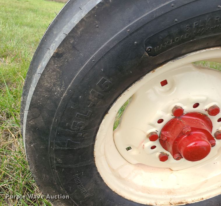 image for item DK4130 International Farmall 966  tractor