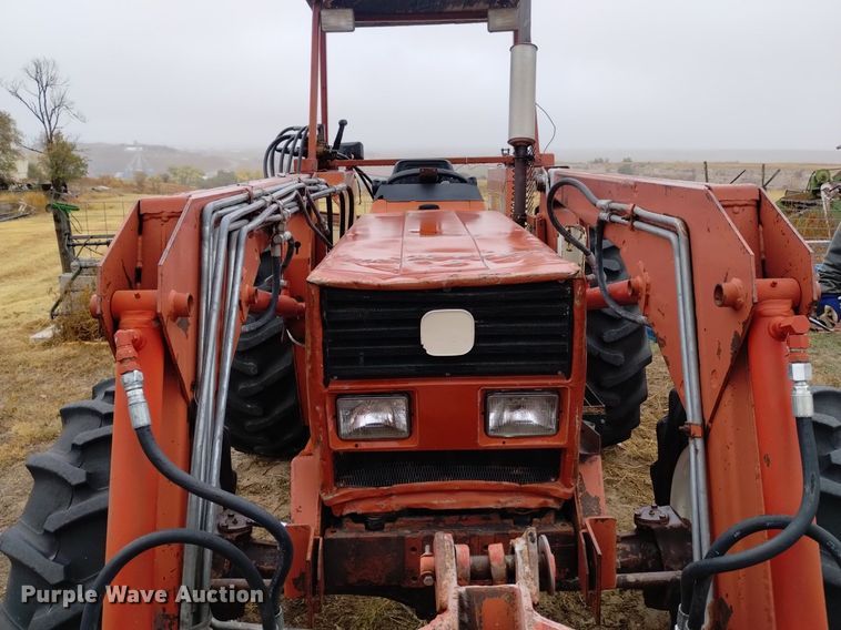 image for item DK8869 Hesston 80-66 DT  MFWD tractor