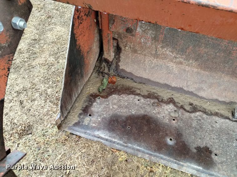 image for item DK8869 Hesston 80-66 DT  MFWD tractor