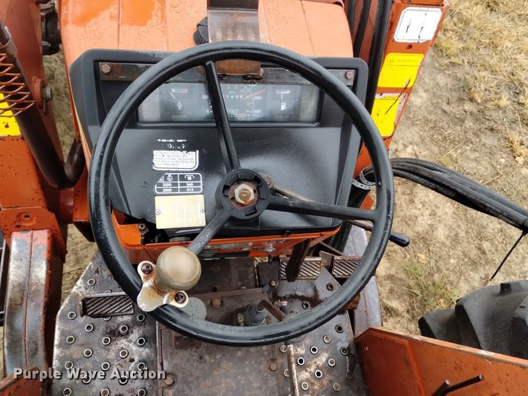 image for item DK8869 Hesston 80-66 DT  MFWD tractor