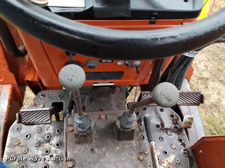 image for item DK8869 Hesston 80-66 DT  MFWD tractor